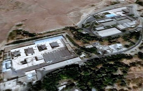 De Evin gevangenis staat bekend als de meest afschuwelijke plek voor politieke gevangen in Perzië. (Foto: Amnesty International) 