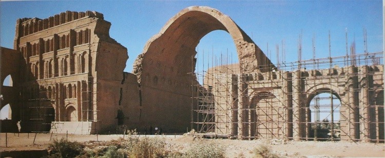 Taq-e Kasral een architectonisch meesterwerk uit het vijfde-eeuwse Perzië